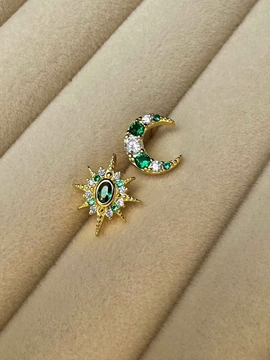 Star&Moon Green Stud Earrings