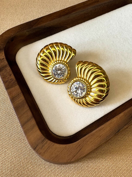 Orecchini A Cuore In Conchiglia Placcati Oro 18K Con Zirconia - Gioielli Donna JEYFEL XOIA PREMIUM